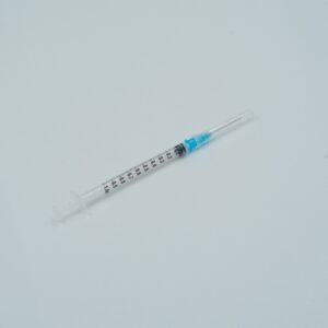 1 ml Auto Disable Syringe with mounted Needle