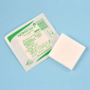 Non-woven swab, sterile, 30G 4ply